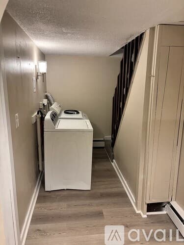 Portland Apartment: 10 Riverside Street