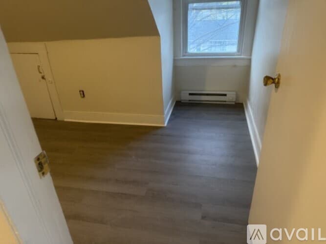 New Milford Apartment: 26 River Rd