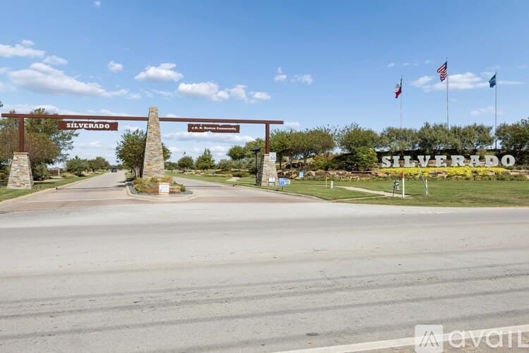 Aubrey House: 2702 Moccasin Ln
