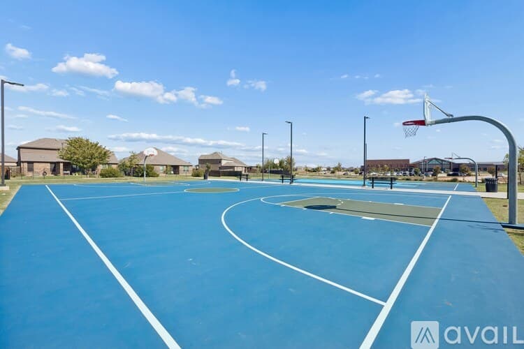 Aubrey House: 2702 Moccasin Ln