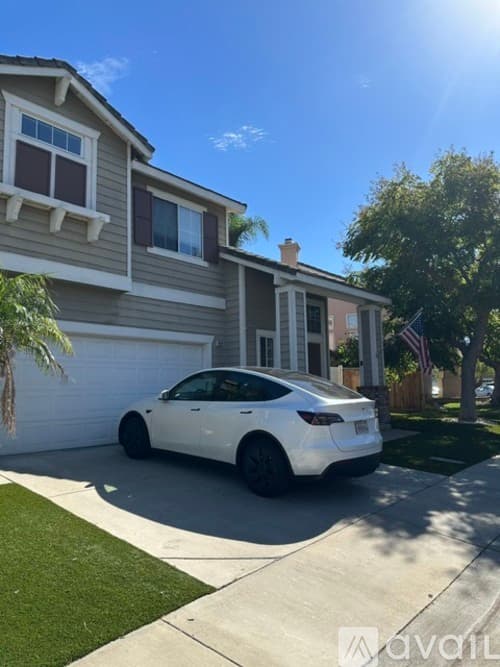 Corona House: 949 Palermo Lane