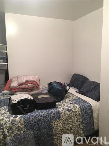 Milford Apartment: 51 Broadway