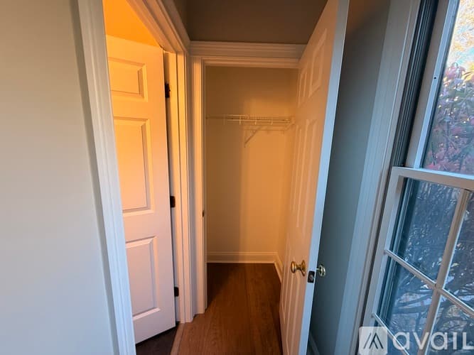 York Apartment: 86 Josiah Norton Rd