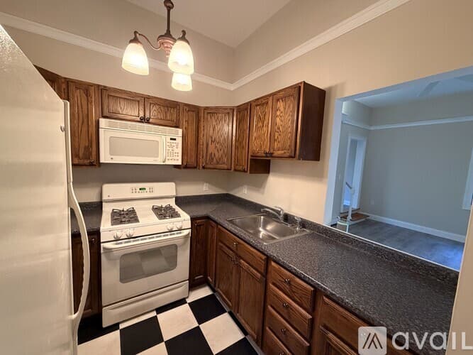 York Apartment: 86 Josiah Norton Rd