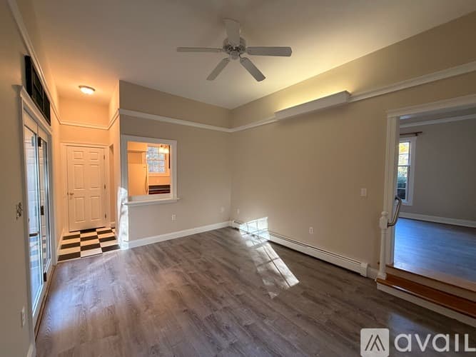 York Apartment: 86 Josiah Norton Rd