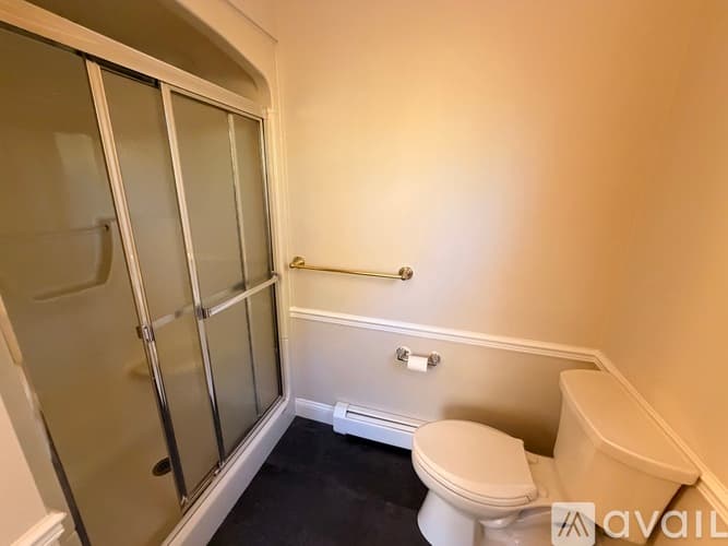 York Apartment: 86 Josiah Norton Rd