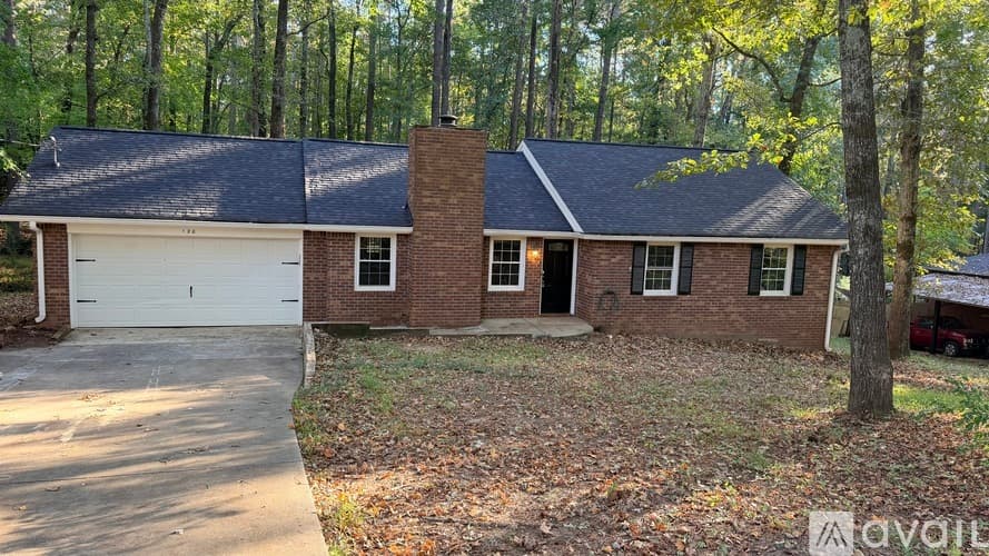 Tyrone House: 180 Ridge Rd