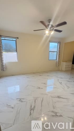 Peoria House: 9185 North 98th Avenue