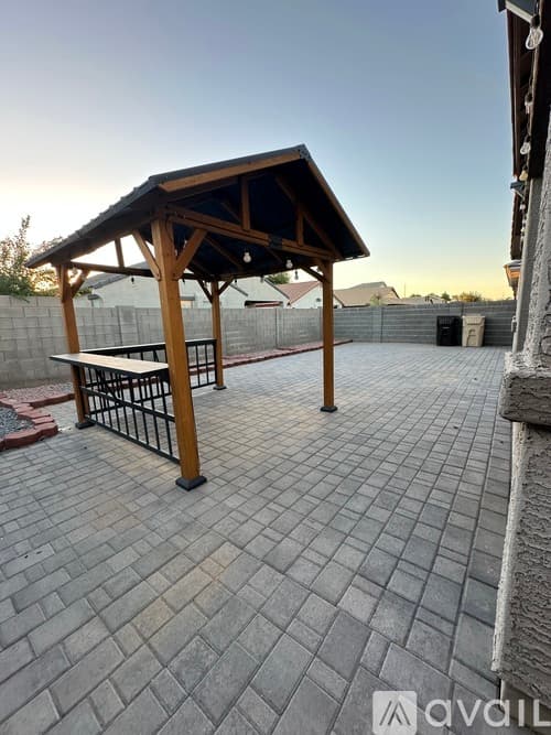 Peoria House: 9185 North 98th Avenue