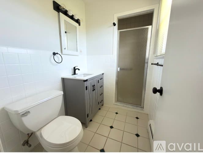 Cherry Hill Township House: 822 Murray Avenue