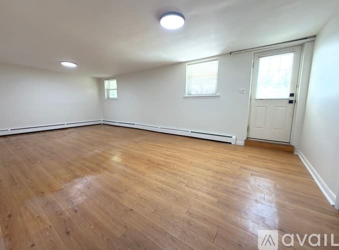 Cherry Hill Township House: 822 Murray Avenue