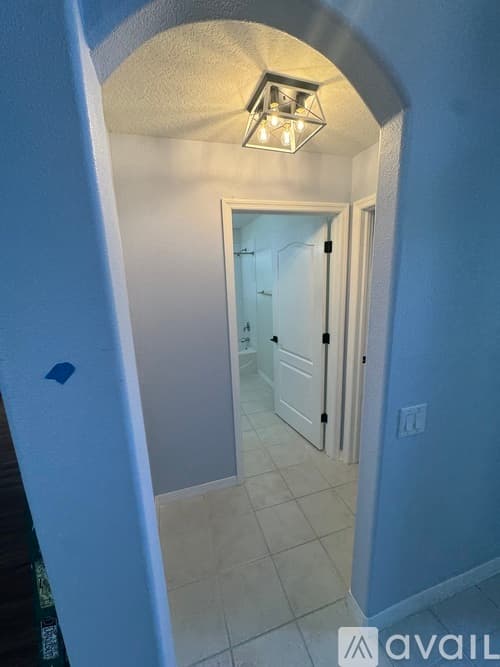 Lutz House: 19308 Sandy Springs Cir
