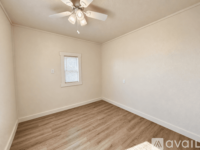 Marion Apartment: 404 East Jackson Street