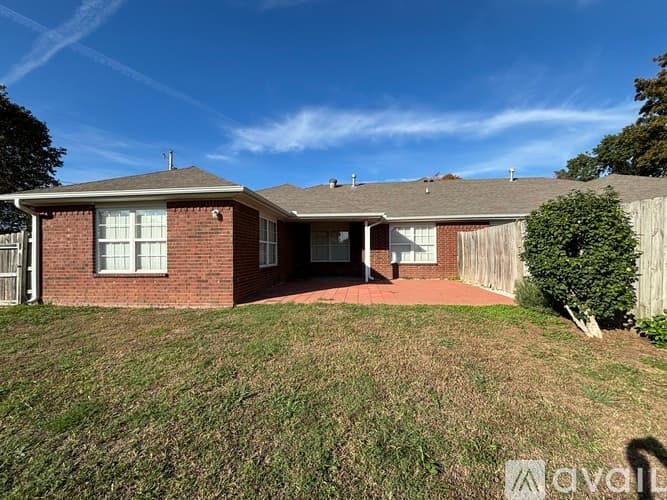 Lowell Apartment: 14727 Cow Face Road