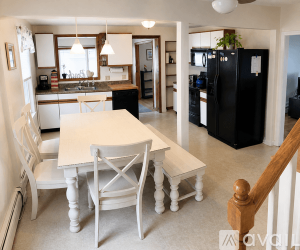 Old Orchard Beach House: 7 Carll Avenue