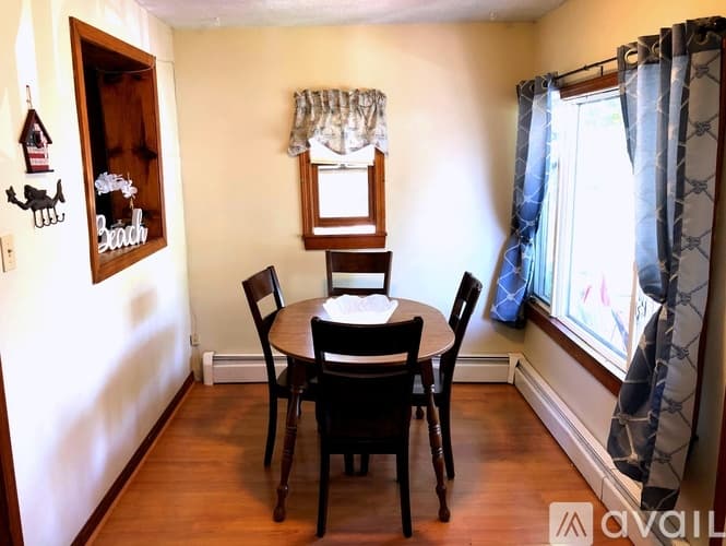 Old Orchard Beach House: 7 Carll Avenue