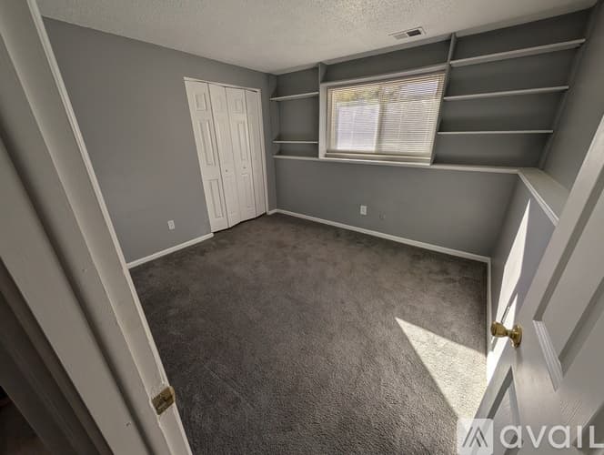 Arvada House: 9476 West 74th Way