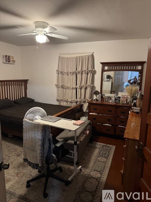 Fitchburg Apartment: 370 Rollstone Street