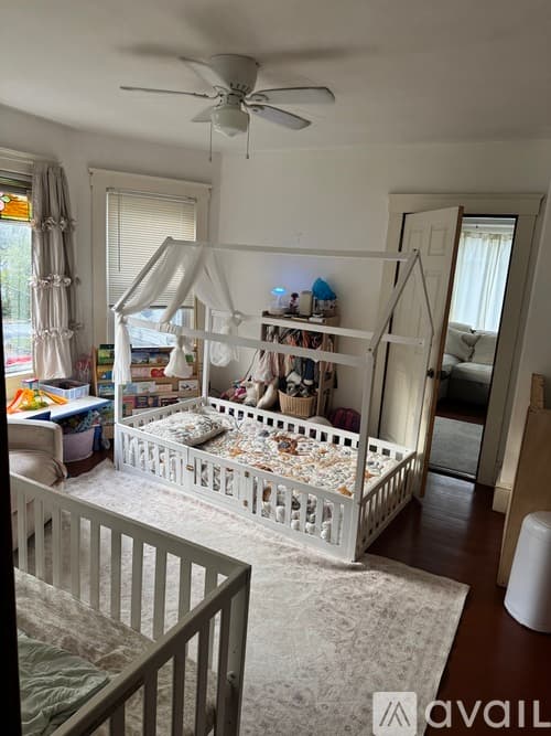 Fitchburg Apartment: 370 Rollstone Street