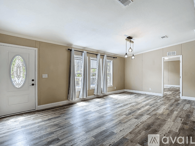Wesley Chapel House: 7515 Rooks Drive