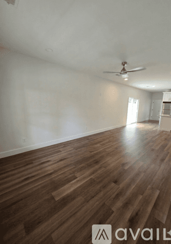 Columbia House: 2375 Washington St