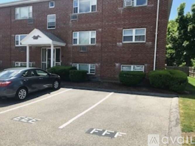 Newton Condo: 1077 Chestnut St