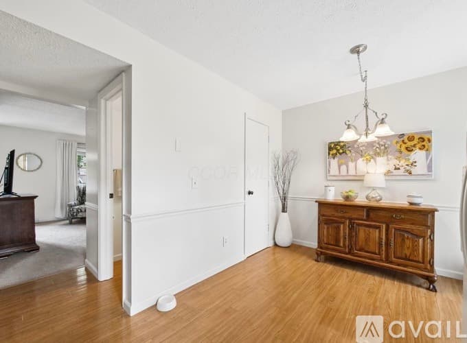 Columbus Condo: 626 Alta View Ct