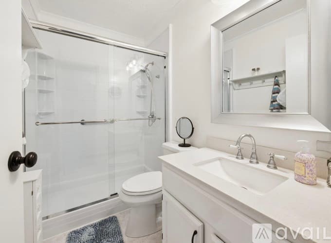 Columbus Condo: 626 Alta View Ct