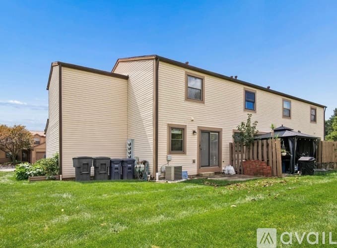 Columbus Condo: 626 Alta View Ct