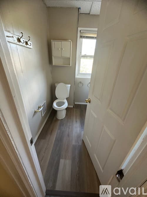 Fountain Hill Apartment: 1120 Russell Ave
