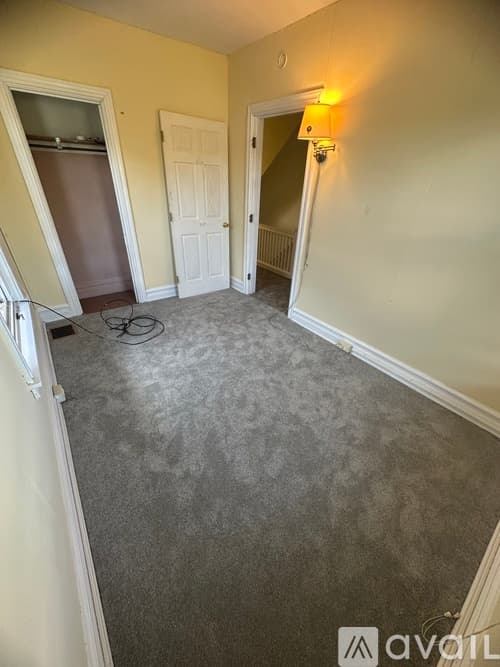 Fountain Hill Apartment: 1120 Russell Ave