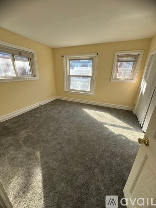 Fountain Hill Apartment: 1120 Russell Ave