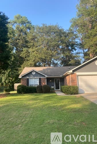 Aiken House: 736 Maple Dr