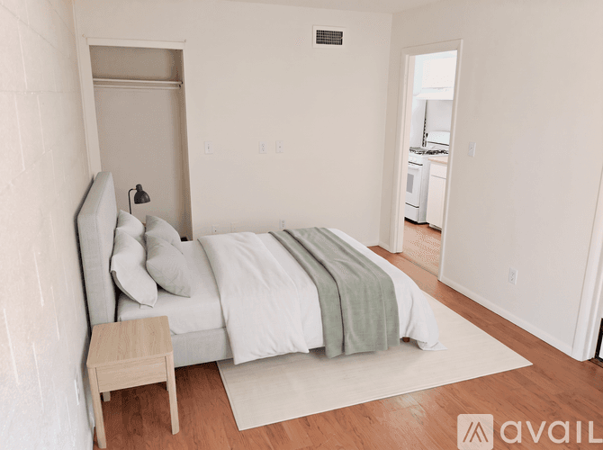Flagstaff Apartment: 607 W Tucson Ave