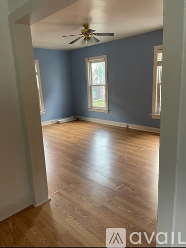 Binghamton Apartment: 64 Fairview Avenue