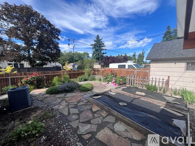 Vancouver House: 3615 H St
