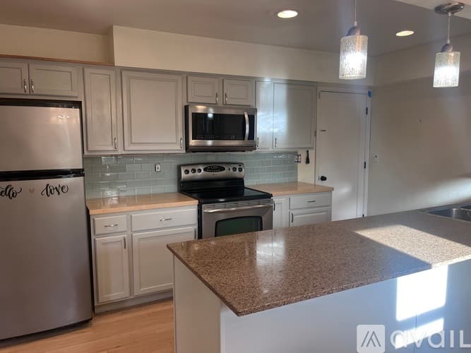 Vancouver House: 3615 H St