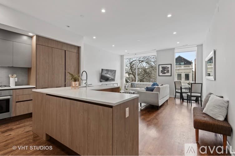 Chicago Condo: 1512 West Huron Street