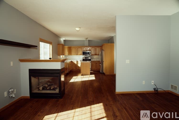 Minneapolis Apartment: 3906 Reservoir Boulevard