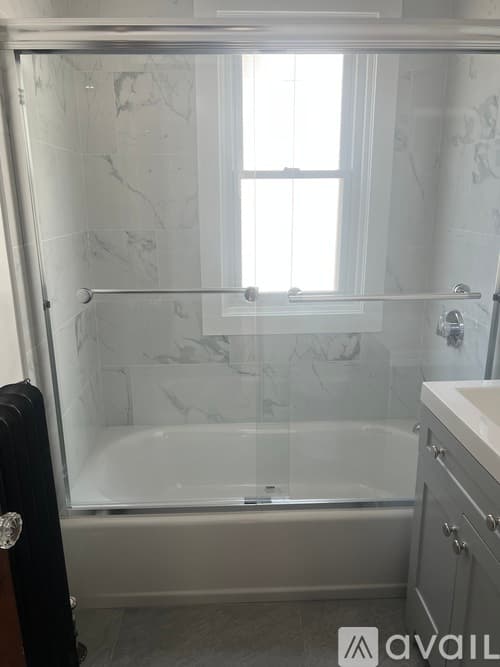 Hartford Apartment: 50 Stonington Street