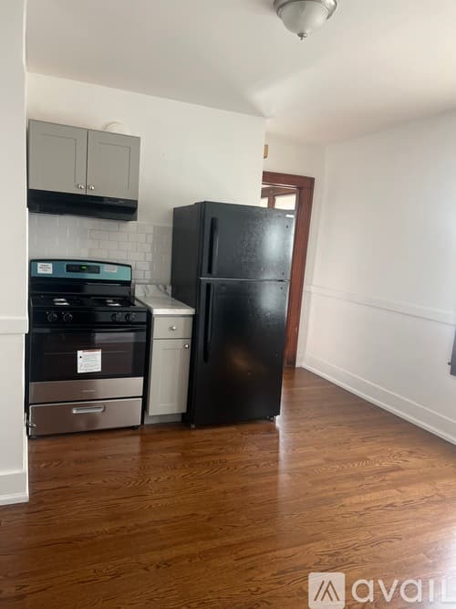 Hartford Apartment: 50 Stonington Street