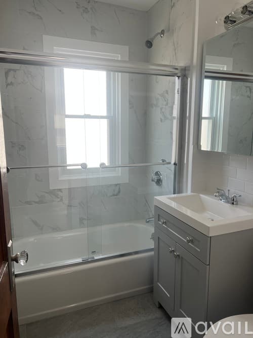 Hartford Apartment: 50 Stonington Street