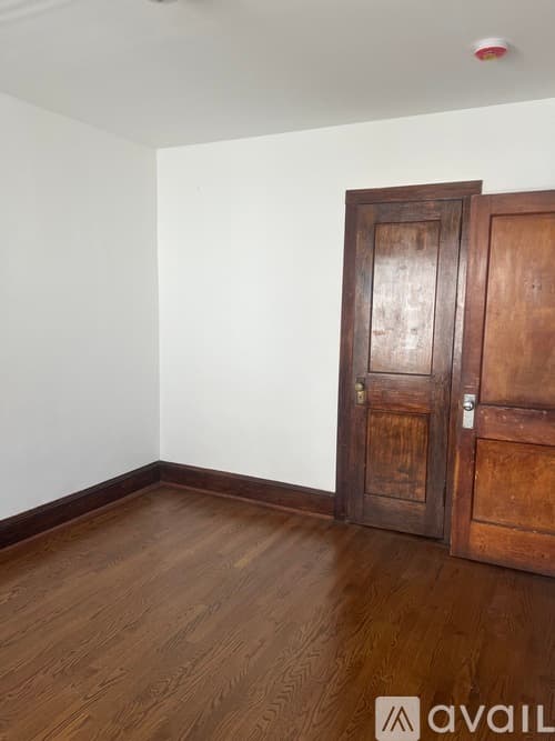 Hartford Apartment: 50 Stonington Street