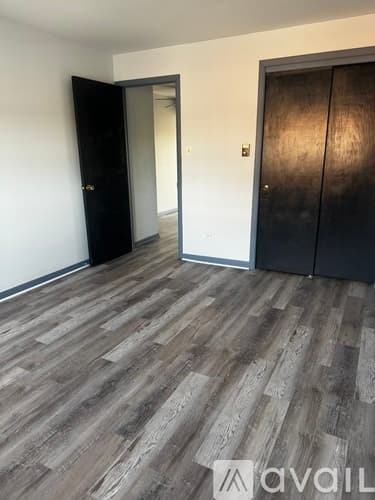 Alsip Apartment: 3754 W 120th St