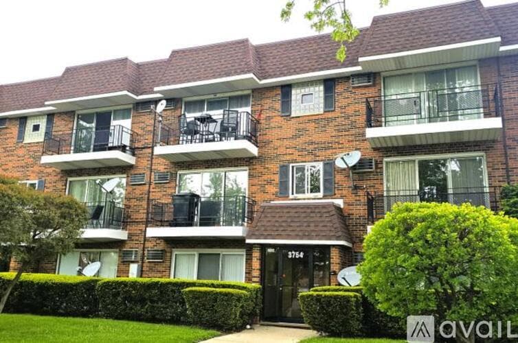 Alsip Apartment: 3754 W 120th St