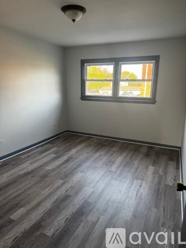 Alsip Apartment: 3754 W 120th St