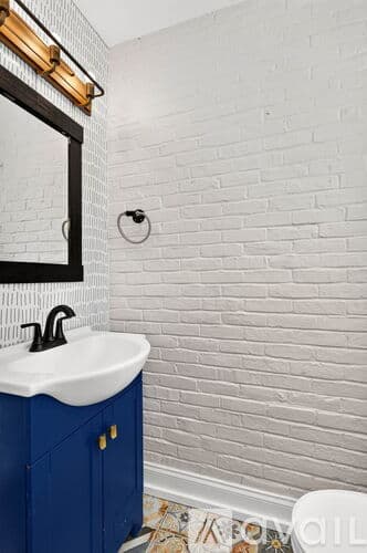 Baltimore House: 3802 Greenmount Avenue