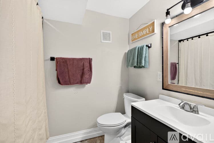 Baltimore House: 3802 Greenmount Avenue