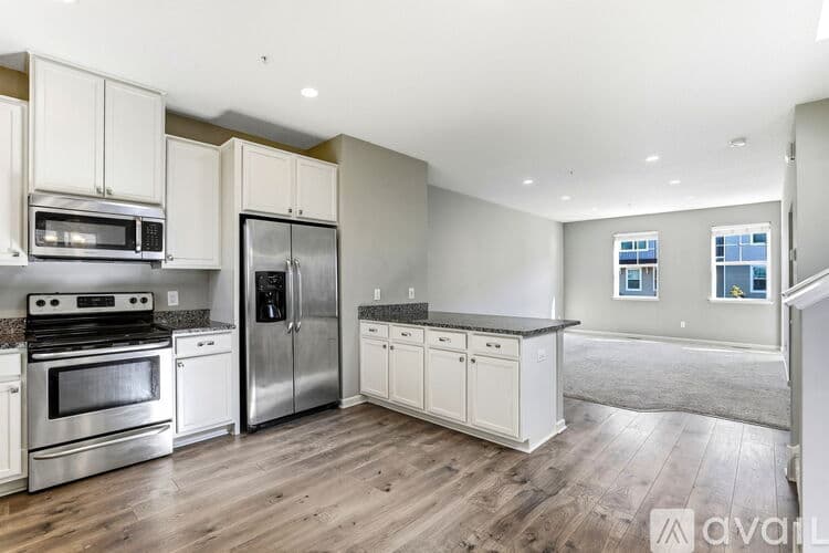 Osseo Townhome: 9663 Merrimac Ln N