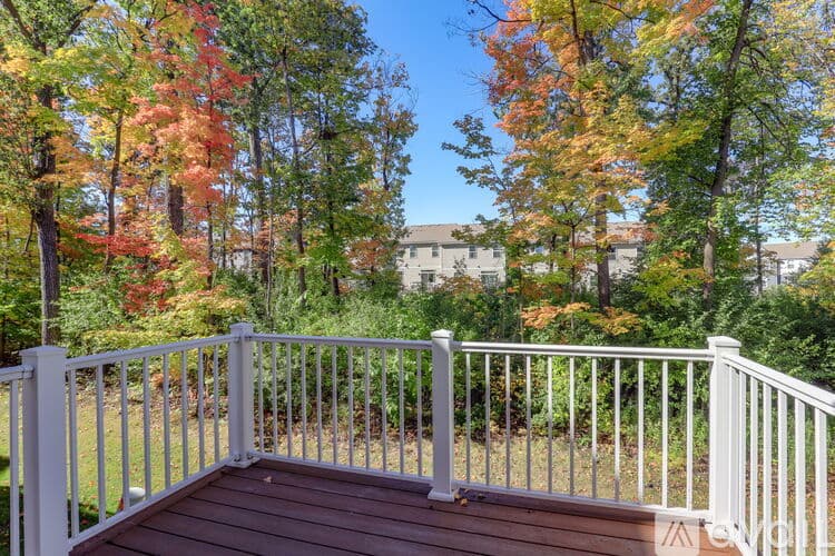 Osseo Townhome: 9663 Merrimac Ln N